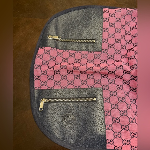 New Authentic Gucci Pink GG Logo Dog Trench Coat - Picture 3 of 16